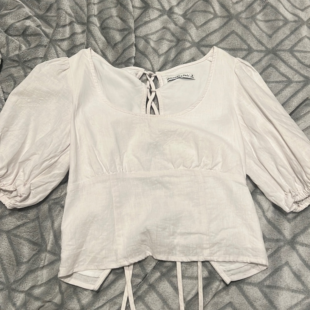 Abercrombie puff sleeve top